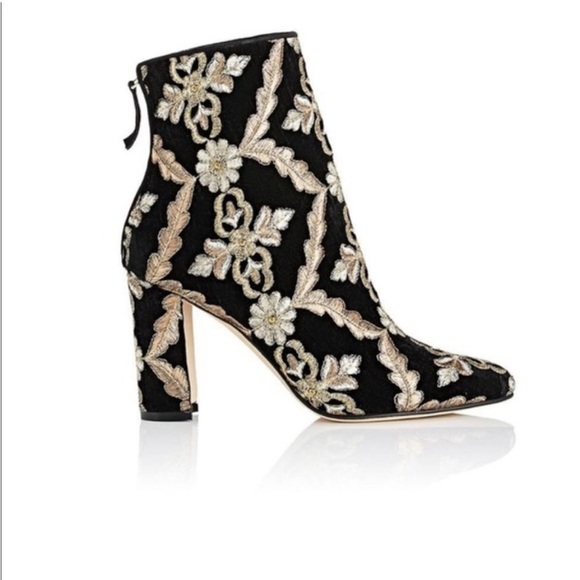 New! Manolo Blahnik Isola Black embroidered velvet bootie boots size 36.5 6.5 - Picture 9 of 15